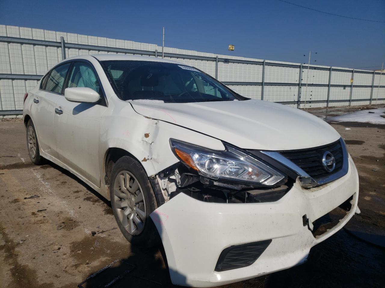 NISSAN ALTIMA 2.5 2017 with VIN 1N4AL3AP1HC179836 - Photo from auction