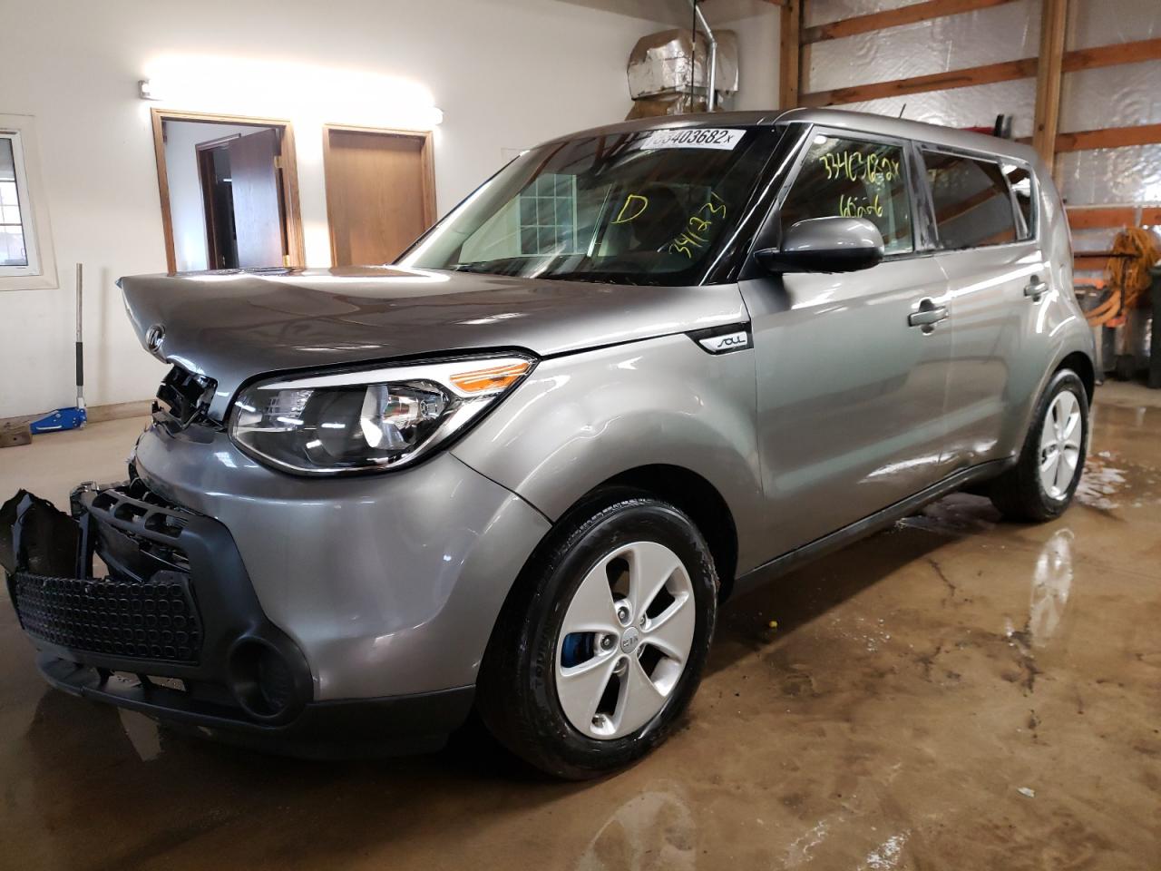 Photo 2 from auction – 2016 KIA SOUL with VIN KNDJN2A28G7341231