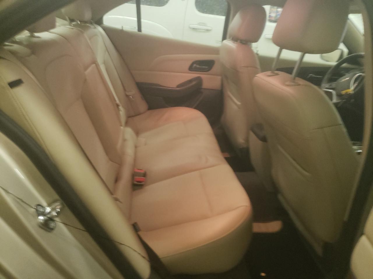 Photo 6 from auction – 2015 CHEVROLET MALIBU 1LT with VIN 1G11C5SL3FF354870