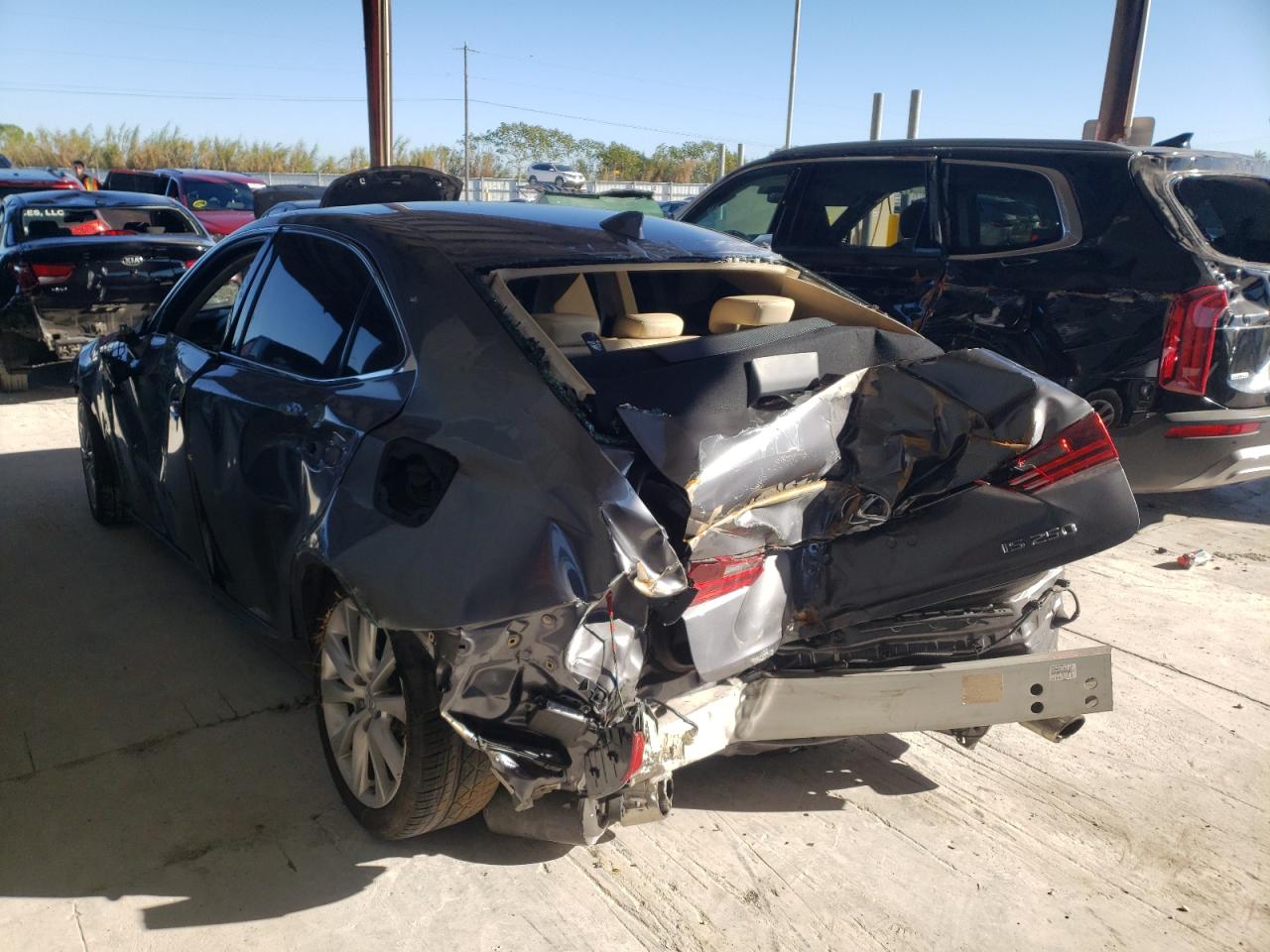Photo 3 from auction – 2015 LEXUS IS 250 with VIN JTHBF1D22F5071185