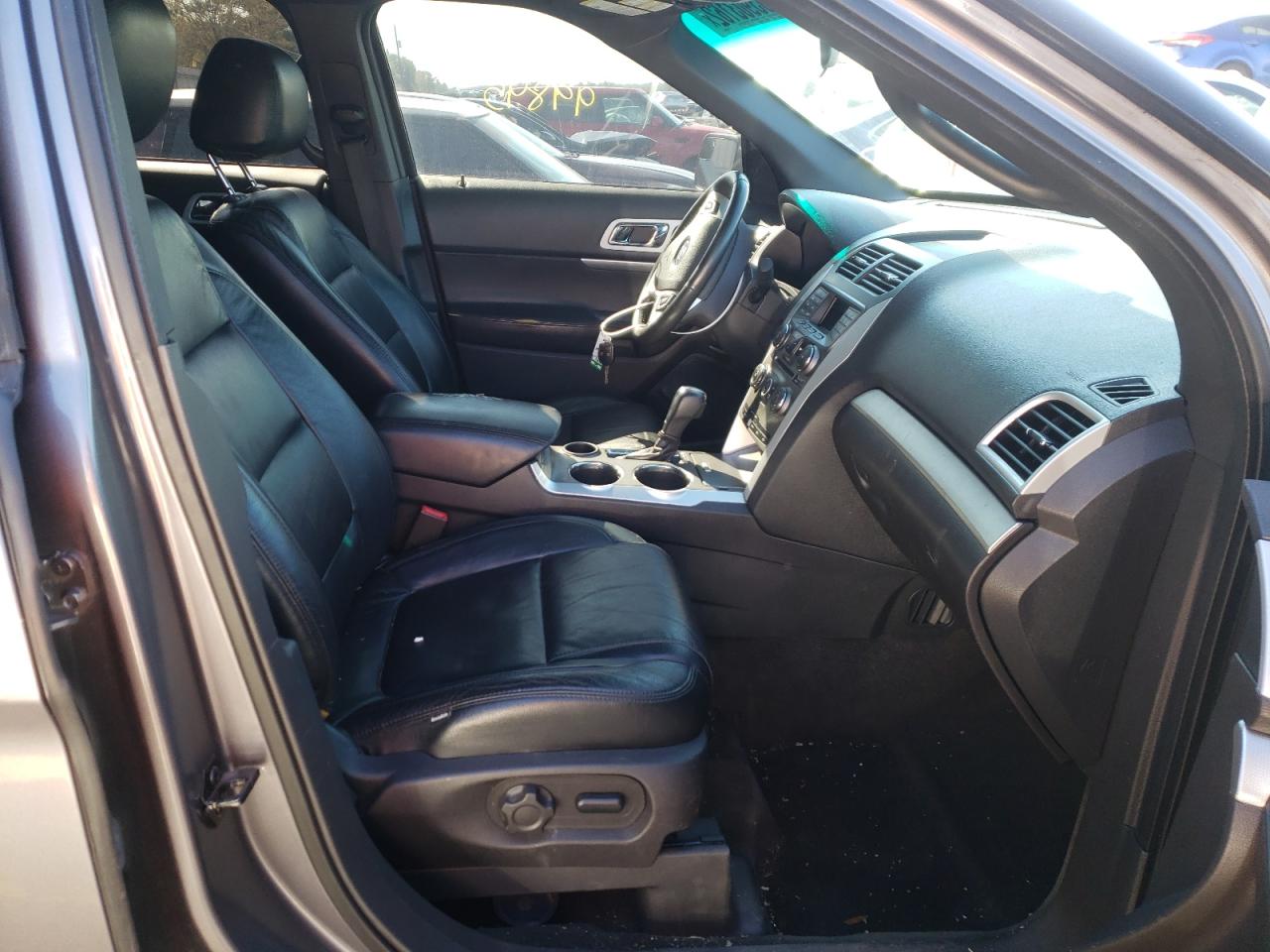 Photo 5 from auction – 2014 FORD EXPLORER X with VIN 1FM5K7D83EGA26269