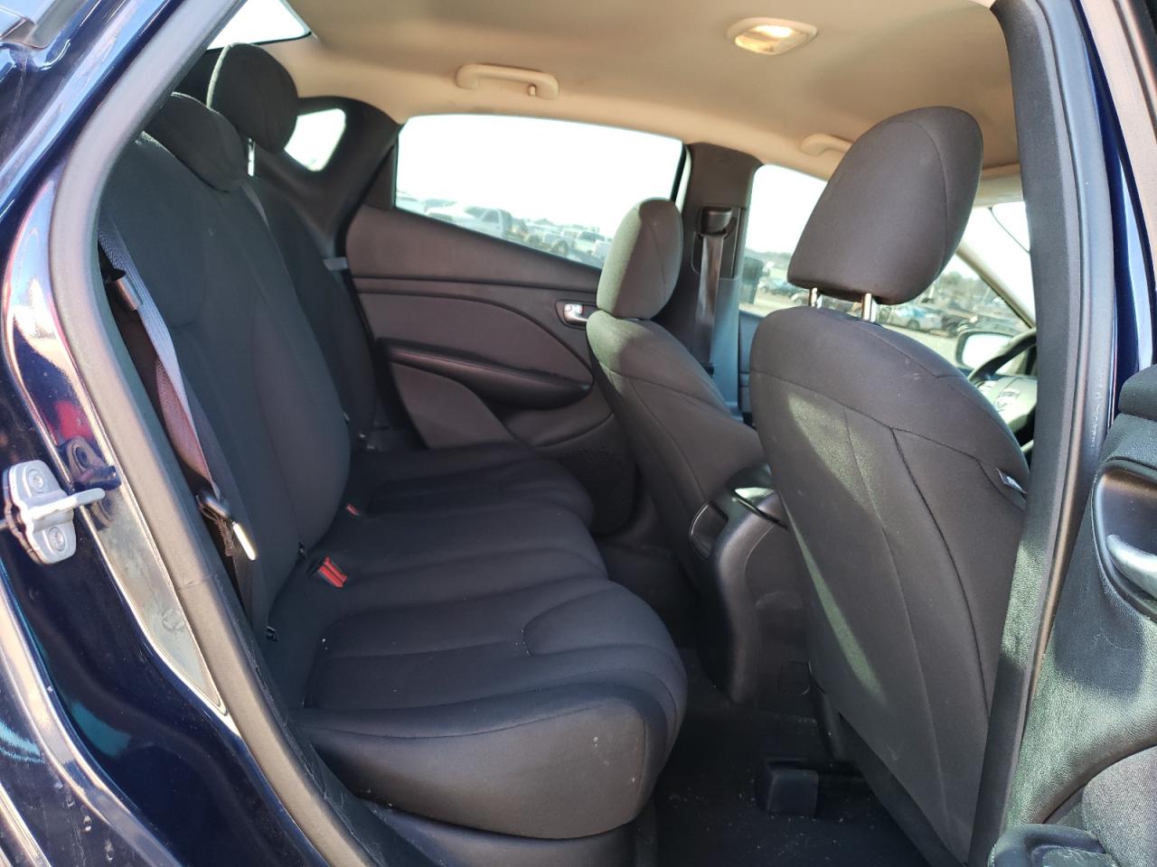 Photo 6 from auction – 2013 DODGE DART SE with VIN 1C3CDFAA2DD325022
