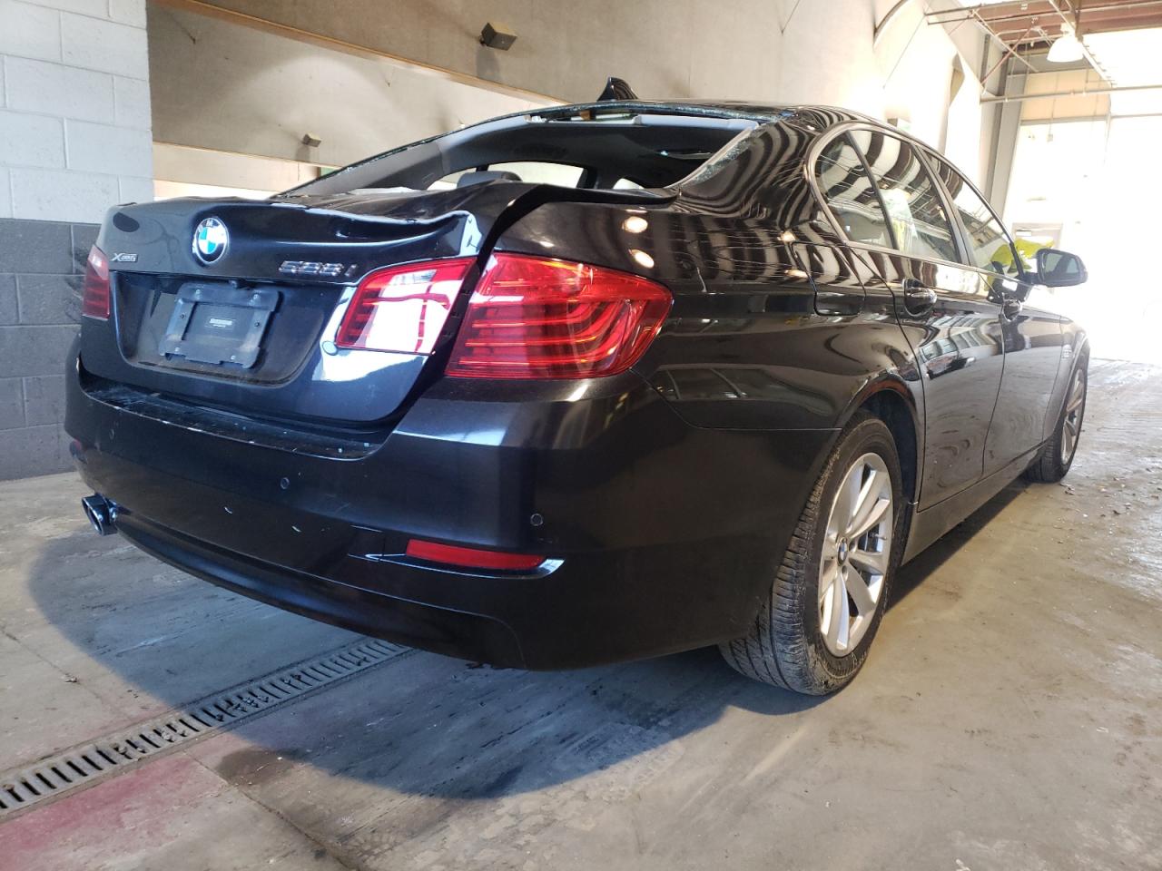 Photo 4 from auction – 2014 BMW 528 XI with VIN WBA5A7C52ED619294