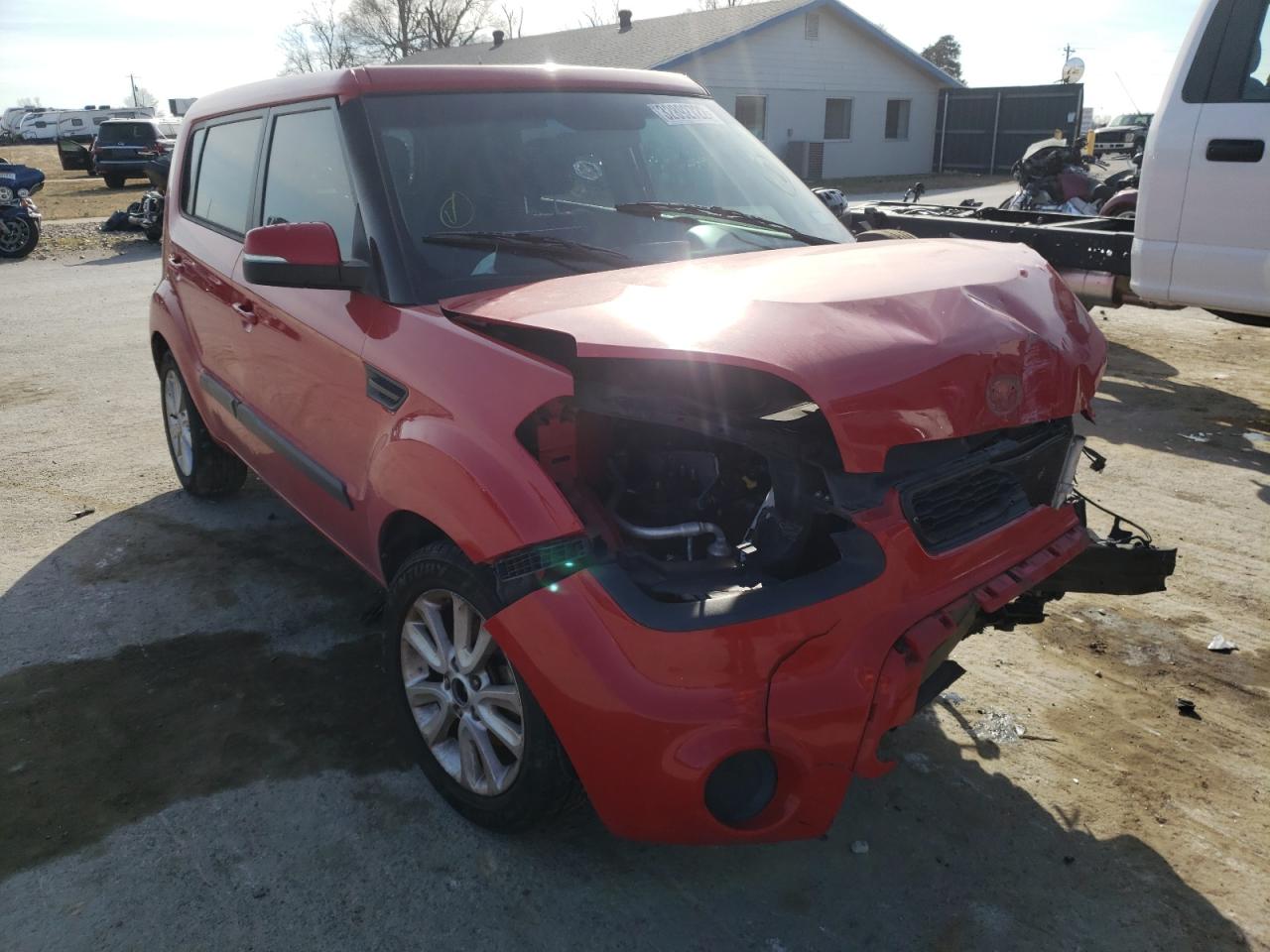 KIA SOUL + 2012 with VIN KNDJT2A65C7467629 - Photo from auction