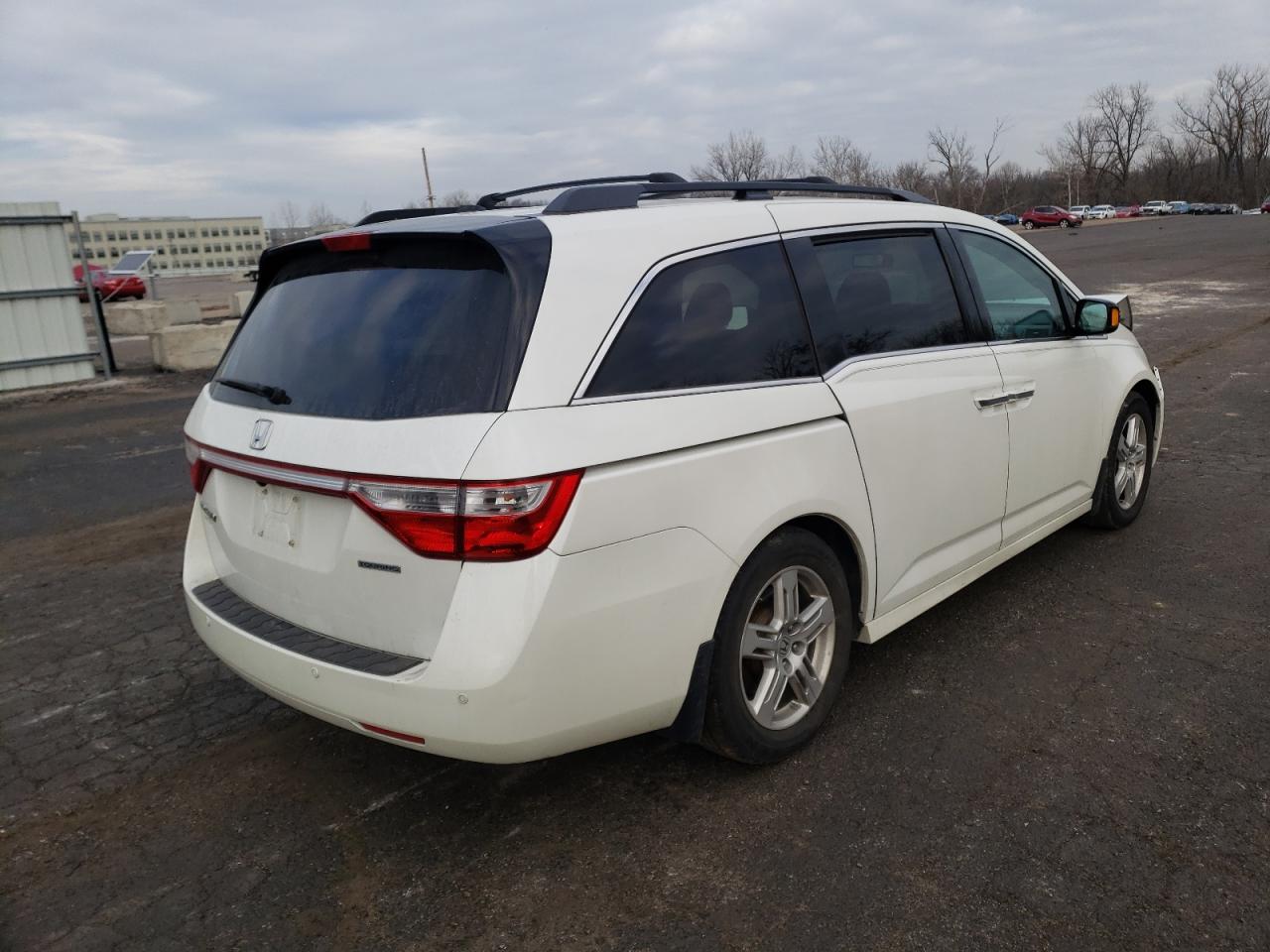 Photo 4 from auction – 2012 HONDA ODYSSEY TO with VIN 5FNRL5H93CB119486