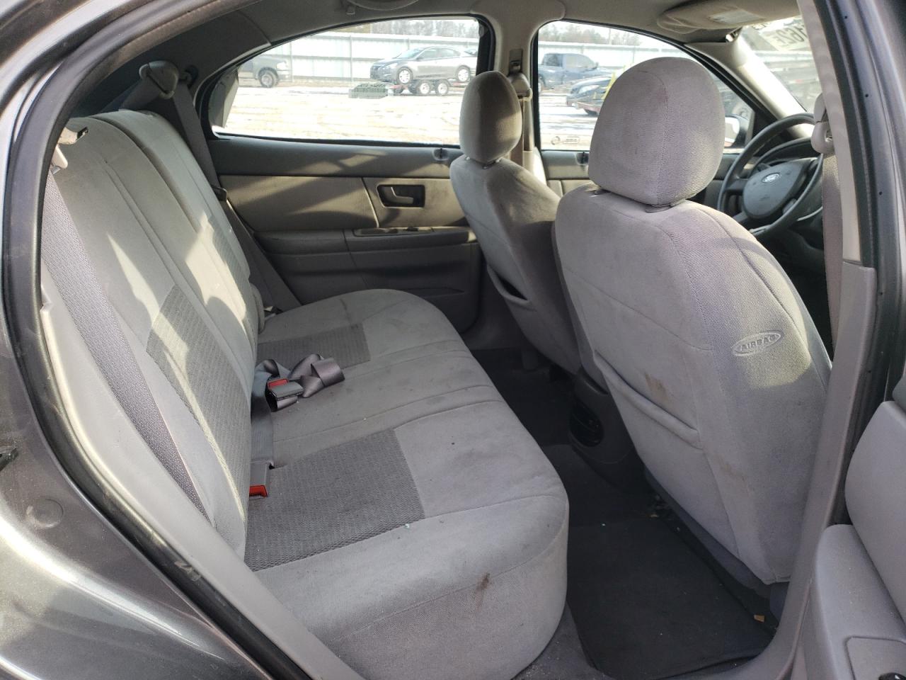 Foto 6 de la subasta – 2004 FORD TAURUS SE con VIN 1FAHP58S54A199649