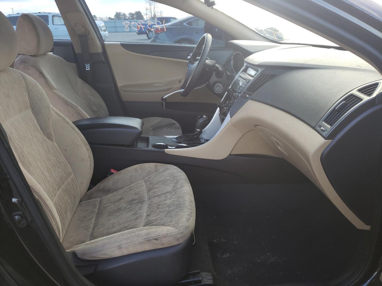 Photo 5 from auction – 2012 HYUNDAI SONATA GLS with VIN 5NPEB4AC3CH449177