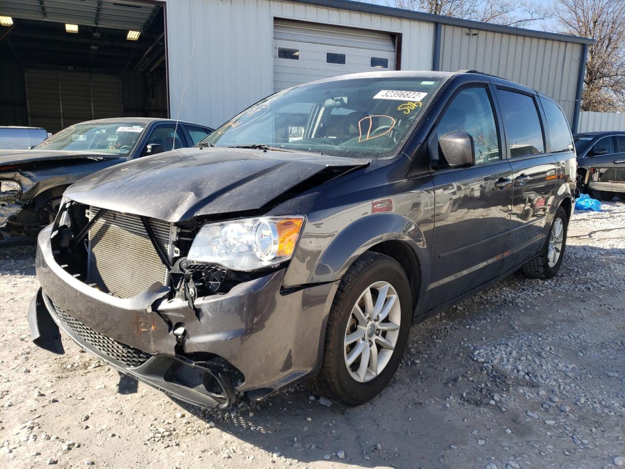 Photo 2 from auction – 2016 DODGE GRAND CARA with VIN 2C4RDGCG5GR355145