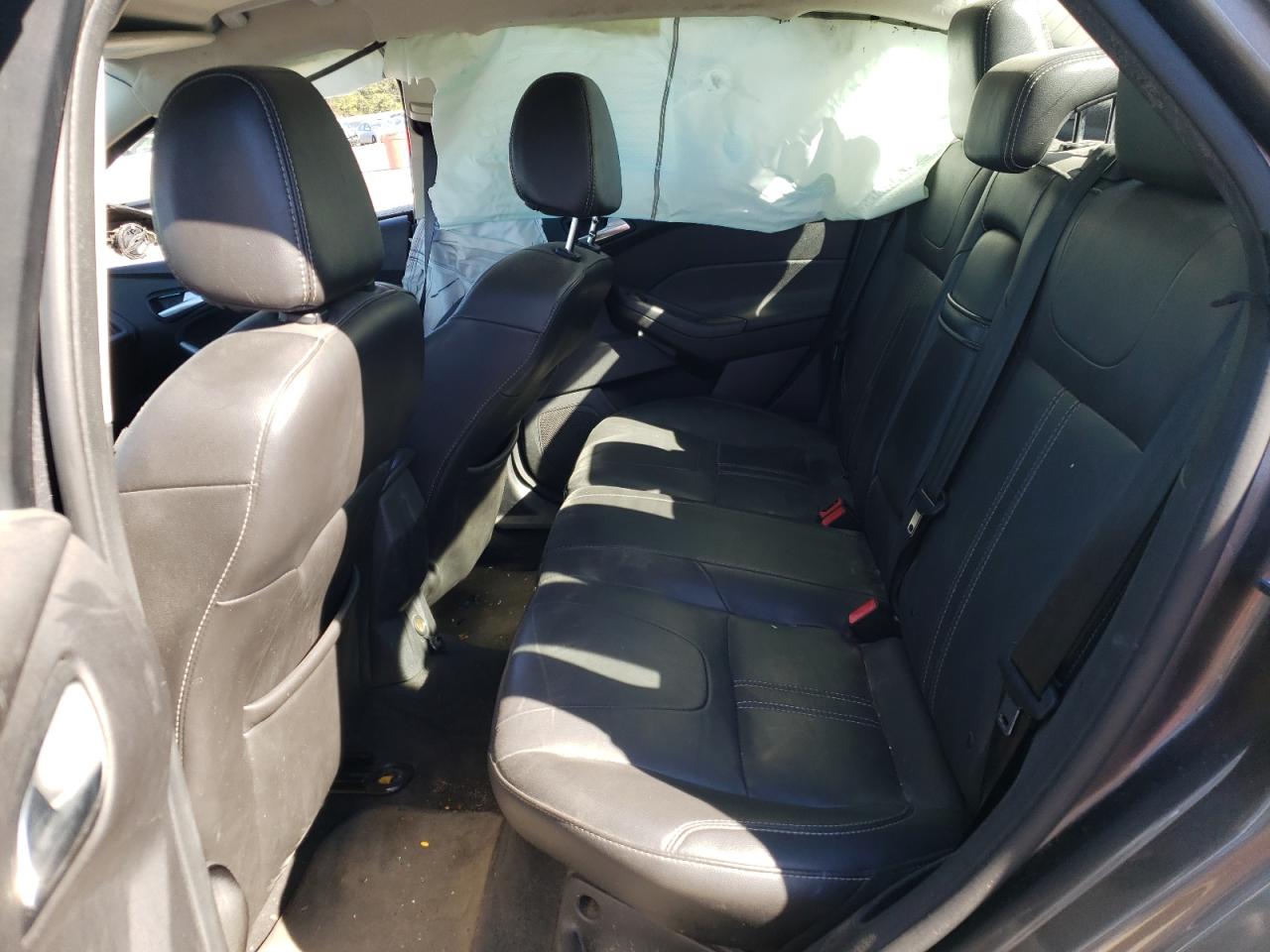 Photo 6 from auction – 2013 FORD FOCUS SE with VIN 1FADP3F24DL205032