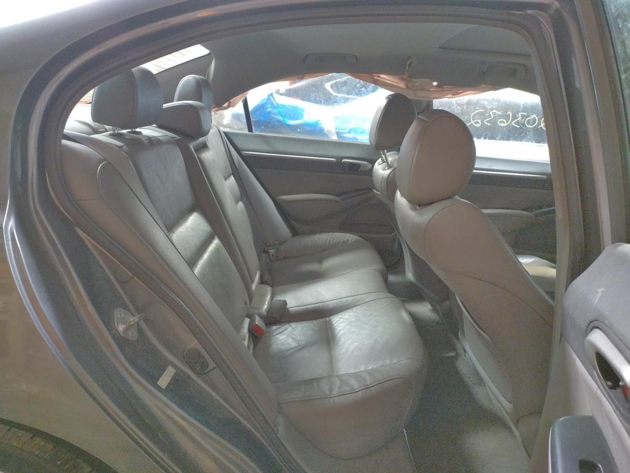 Photo 6 from auction – 2010 HONDA CIVIC EXL with VIN 19XFA1F91AE026702
