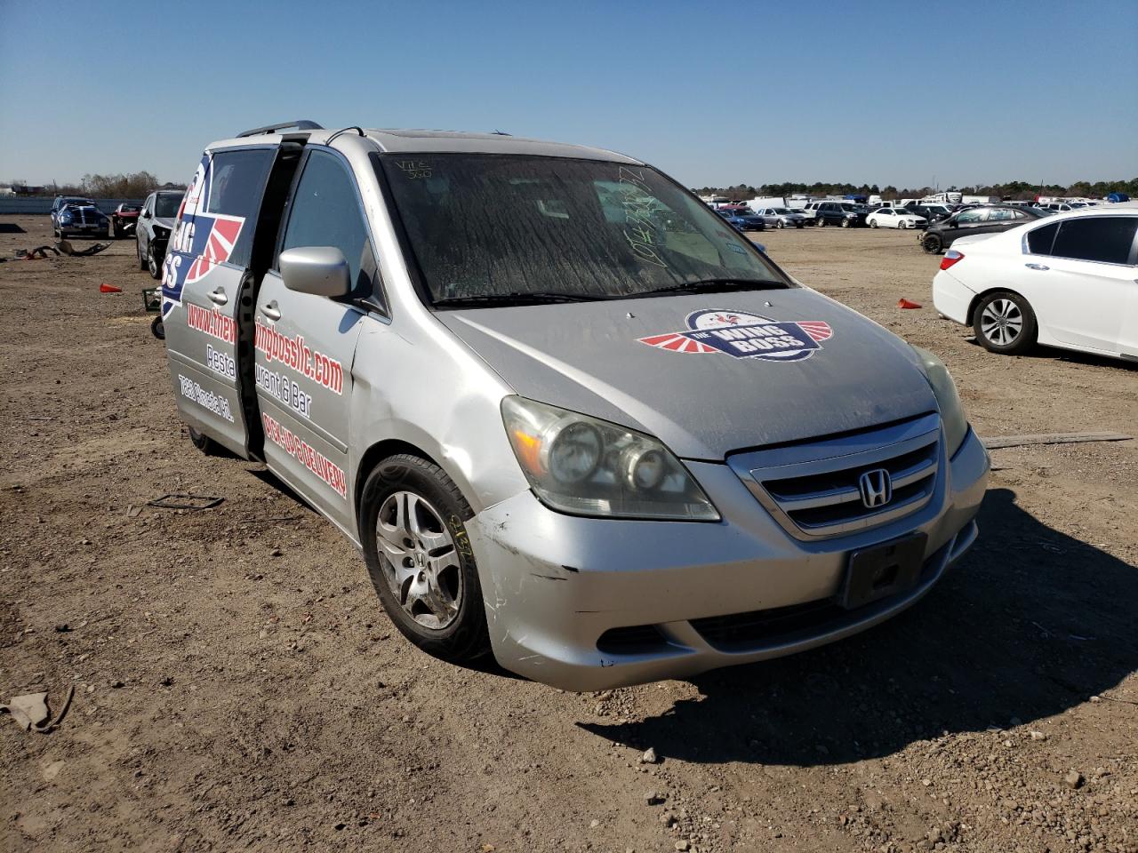 HONDA ODYSSEY EX 2005 with VIN 5FNRL38665B005284 - Photo from auction