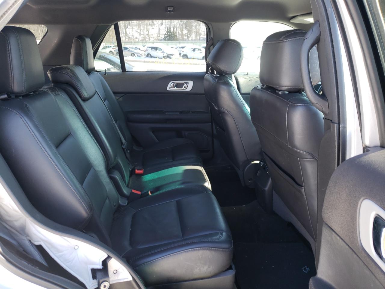 Photo 6 from auction – 2015 FORD EXPLORER X with VIN 1FM5K8D86FGB21688