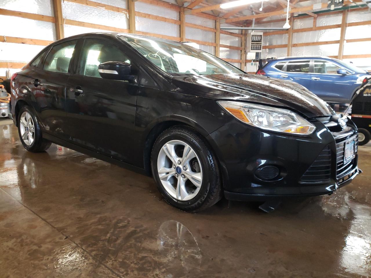 FORD FOCUS SE 2013 with VIN 1FADP3F20DL275238 - Photo from auction