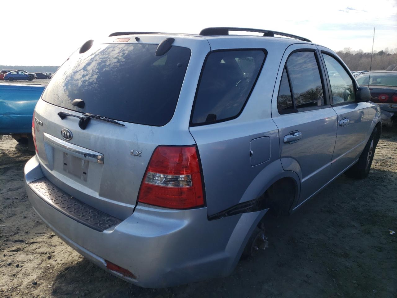 Photo 4 from auction – 2008 KIA SORENTO EX with VIN KNDJD735385802355