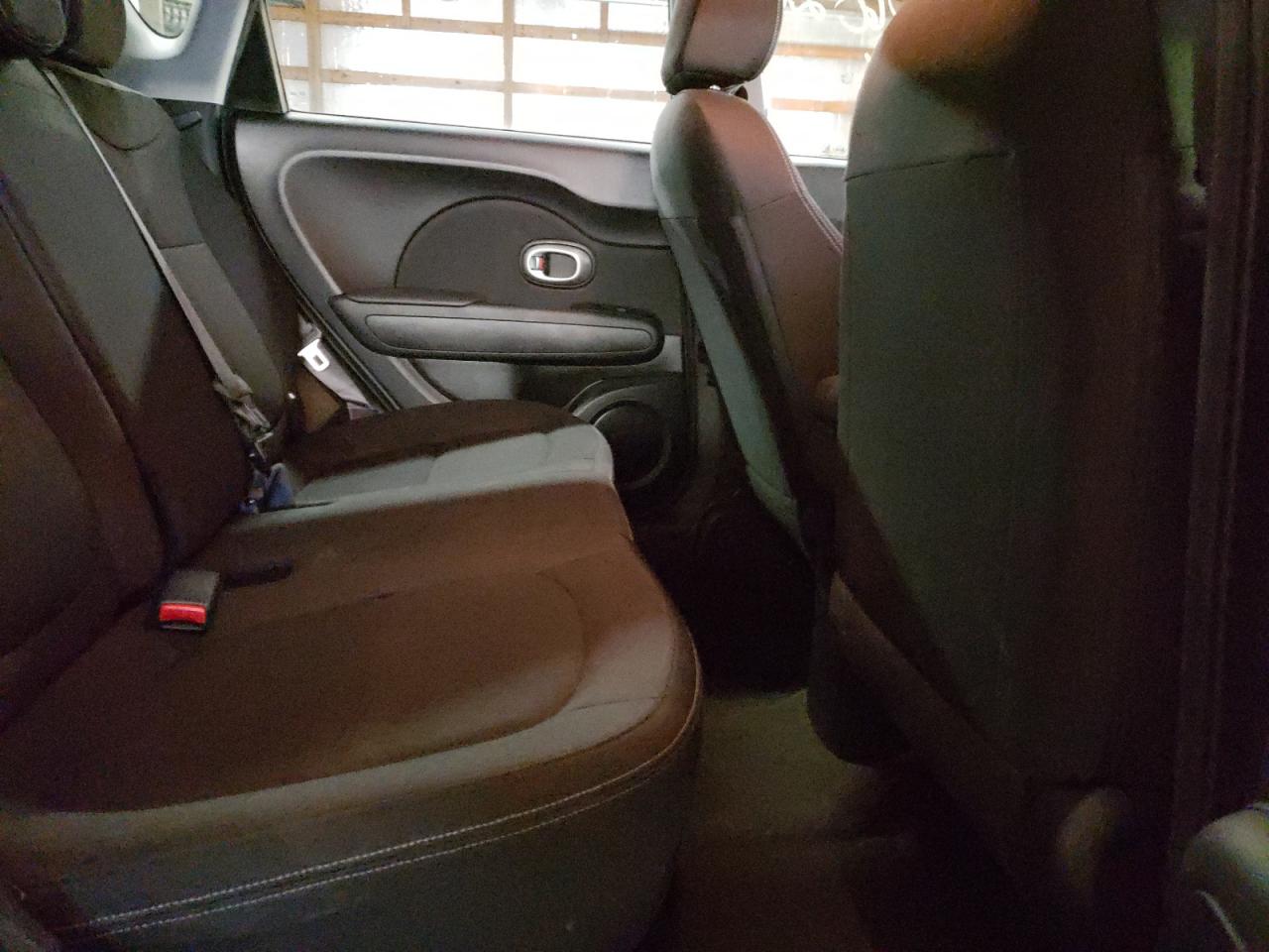Photo 6 from auction – 2016 KIA SOUL with VIN KNDJN2A28G7341231