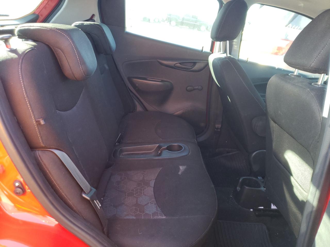 Photo 6 from auction – 2017 CHEVROLET SPARK LS with VIN KL8CB6SA3HC743089