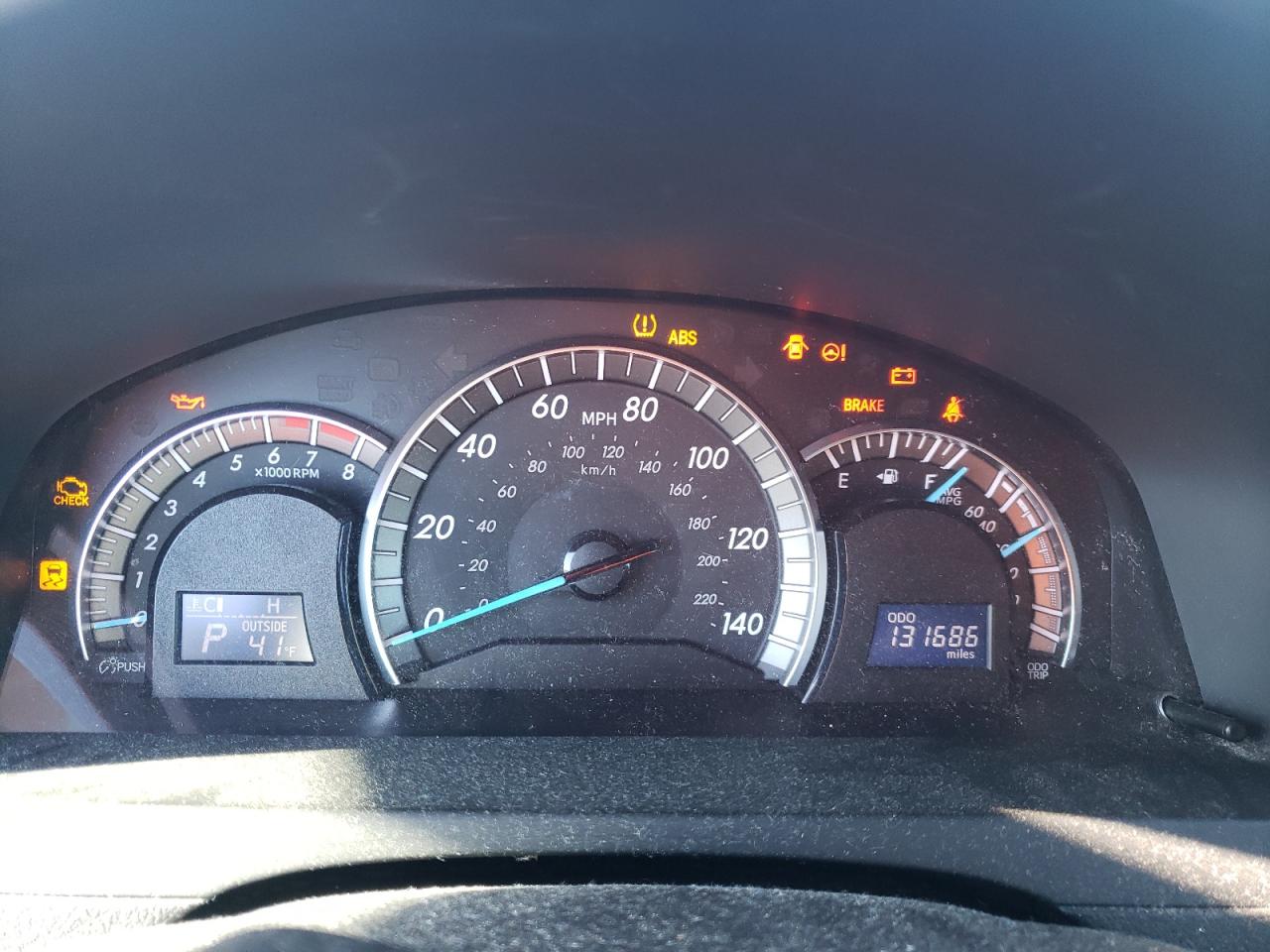 Photo 8 from auction – 2014 TOYOTA CAMRY L with VIN 4T1BF1FK8EU333290
