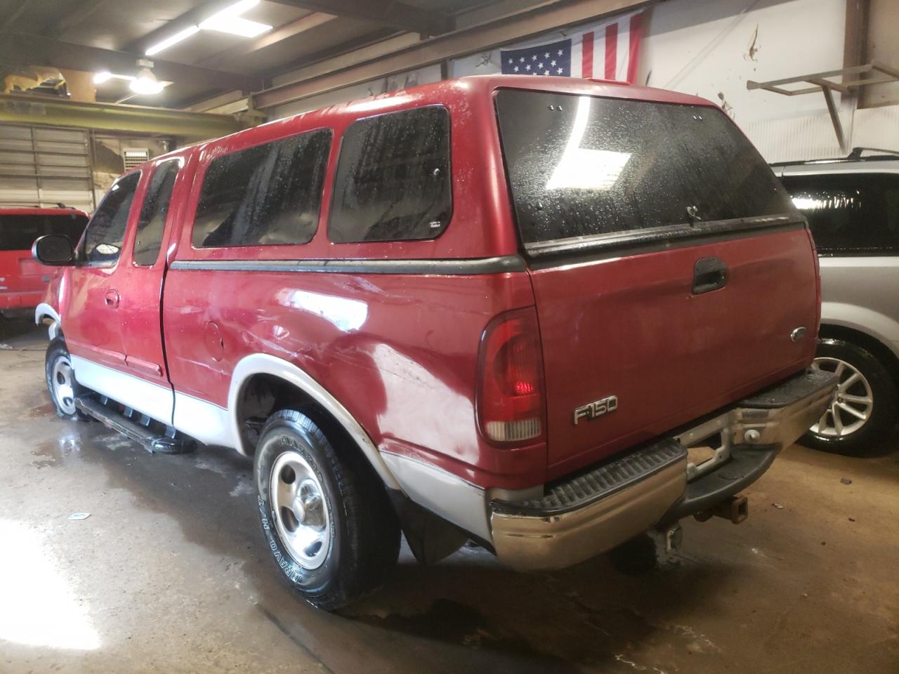 Photo 3 from auction – 1999 FORD F150 with VIN 2FTRX18L4XCA16681