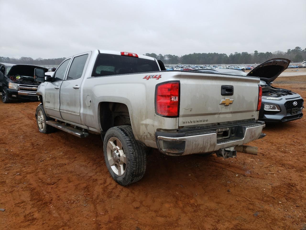 Photo 3 from auction – 2018 CHEVROLET SILVERADO with VIN 1GC1KVEY3JF182754