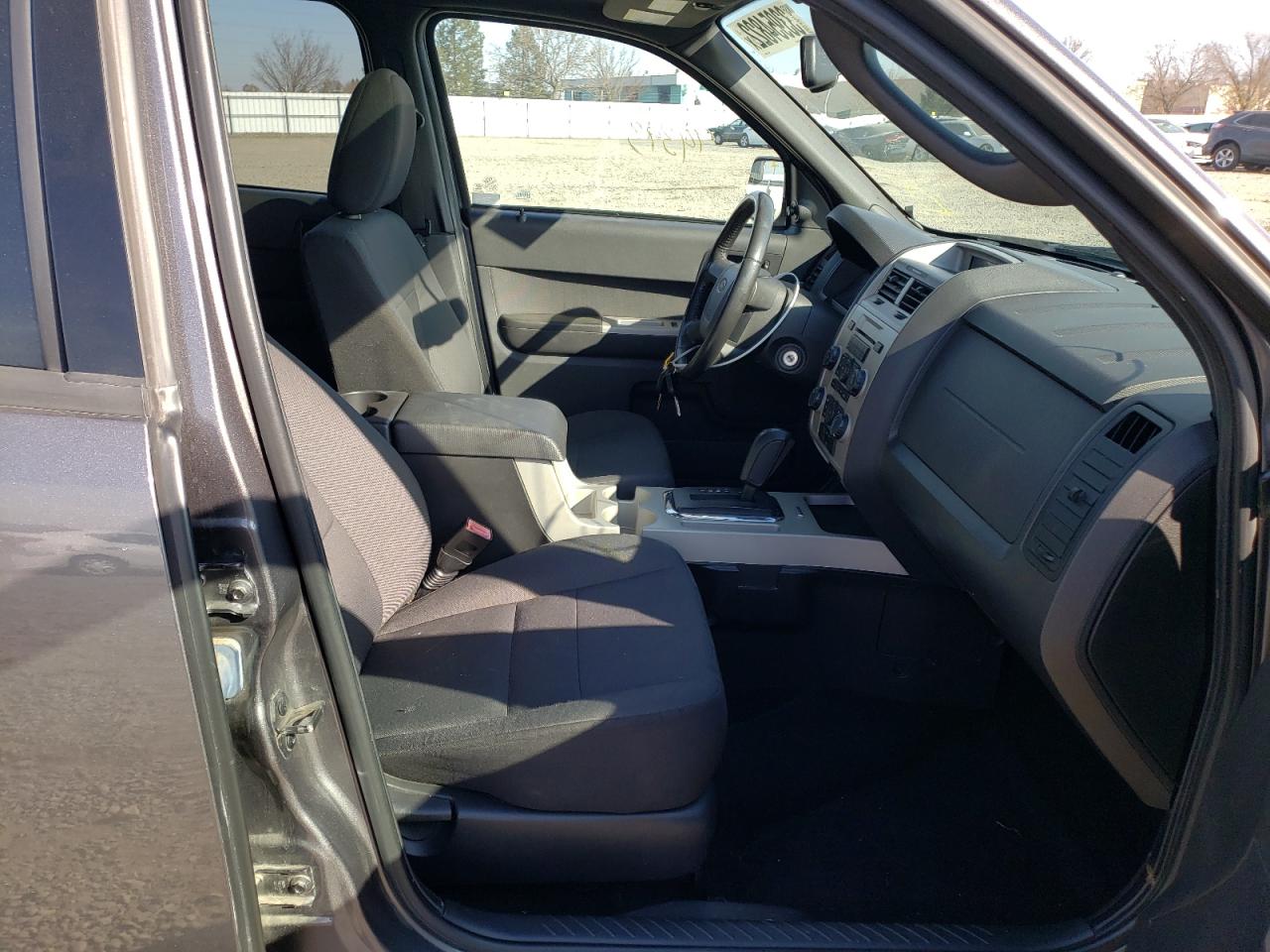 Photo 5 from auction – 2012 FORD ESCAPE XLT with VIN 1FMCU9DG6CKC46021