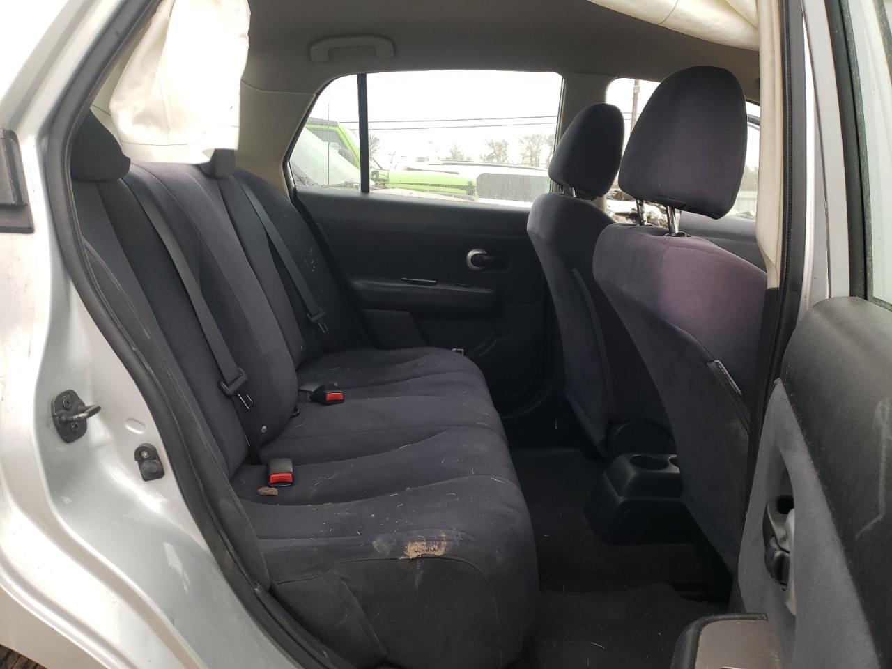 Photo 6 from auction – 2008 NISSAN VERSA S with VIN 3N1BC11E18L412641