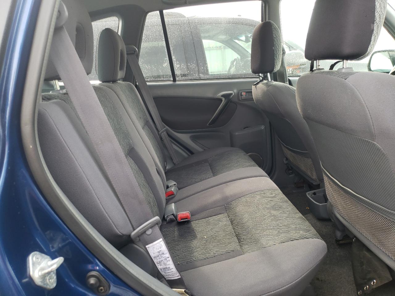 Photo 6 from auction – 2003 TOYOTA RAV4 with VIN JTEHH20V036089861