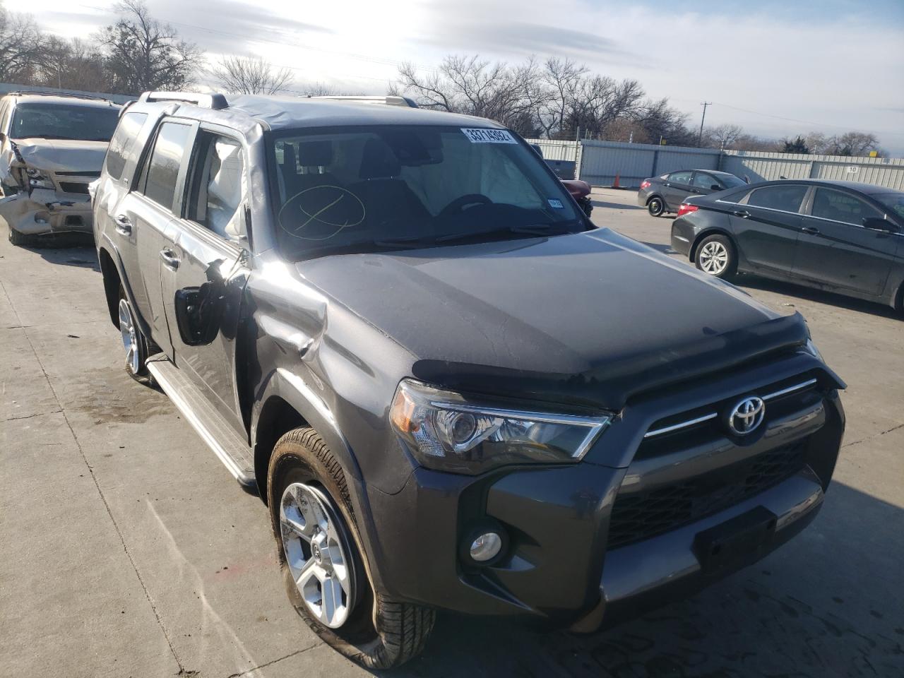 TOYOTA 4RUNNER SR 2020 with VIN JTEZU5JR0L5216990 - Photo from auction