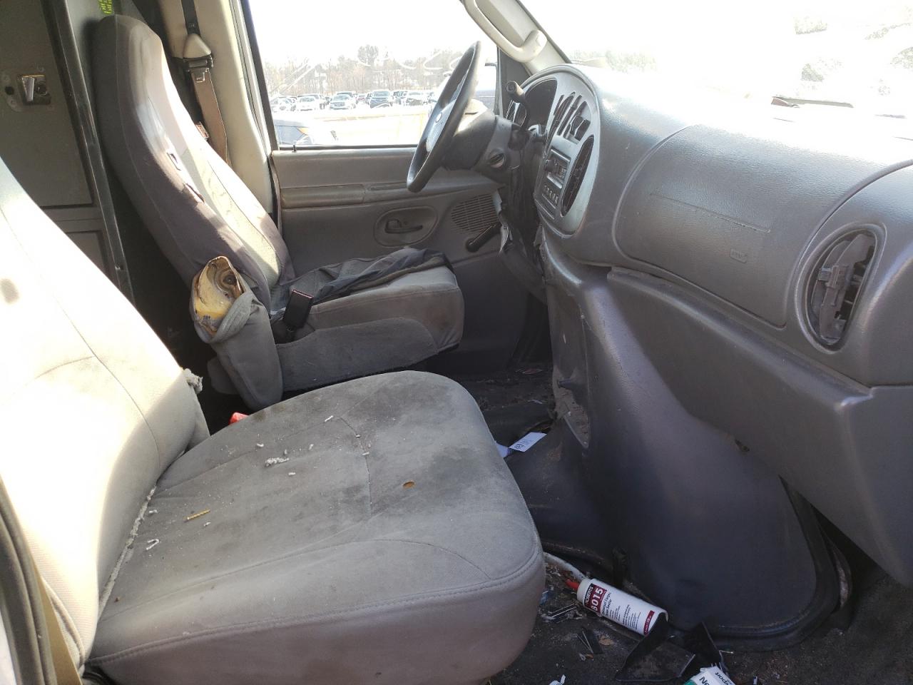 Photo 5 from auction – 2006 FORD ECONOLINE with VIN 1FTNS24W56DA87079