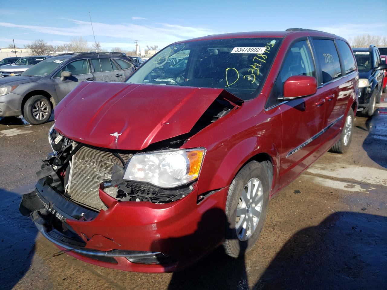 Photo 2 from auction – 2013 CHRYSLER TOWN & COU with VIN 2C4RC1BG3DR674184