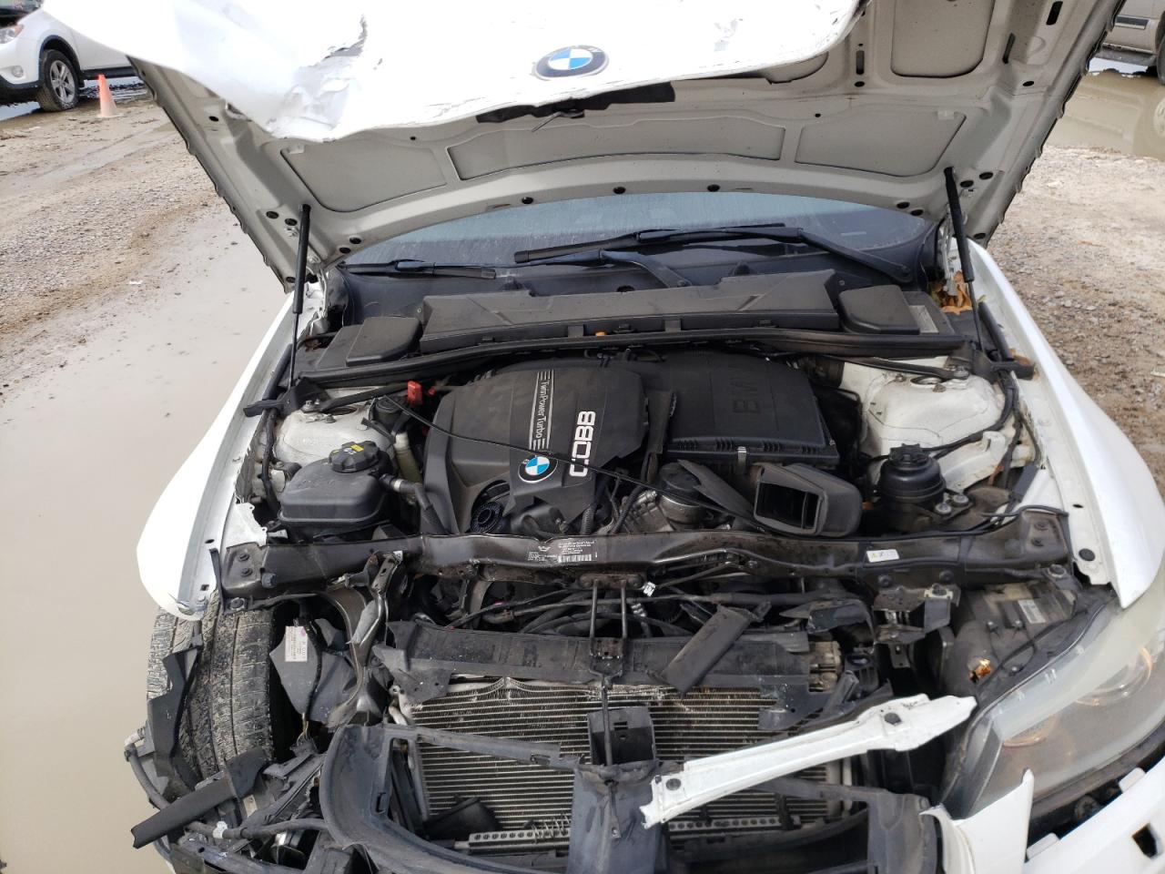 Photo 7 from auction – 2011 BMW 335 XI with VIN WBAPL5C55BA921750