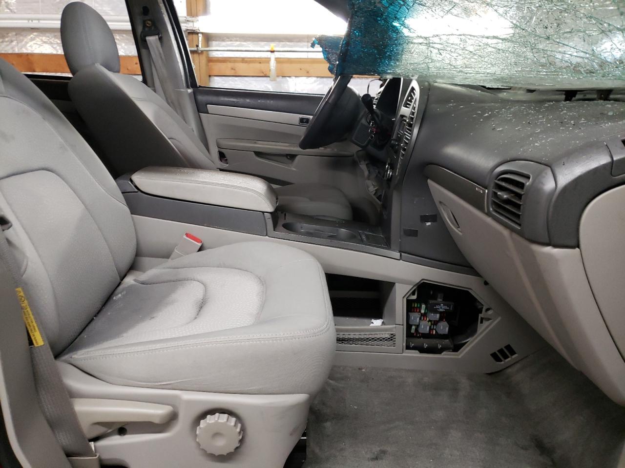 Photo 5 from auction – 2005 BUICK RENDEZVOUS with VIN 3G5DA03E45S569186