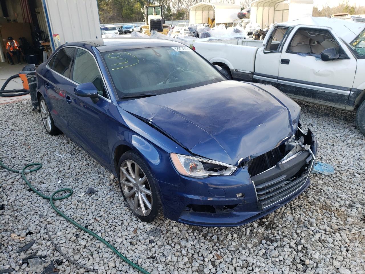 AUDI A3 PREMIUM 2015 with VIN WAUACGFF9F1077997 - Photo from auction