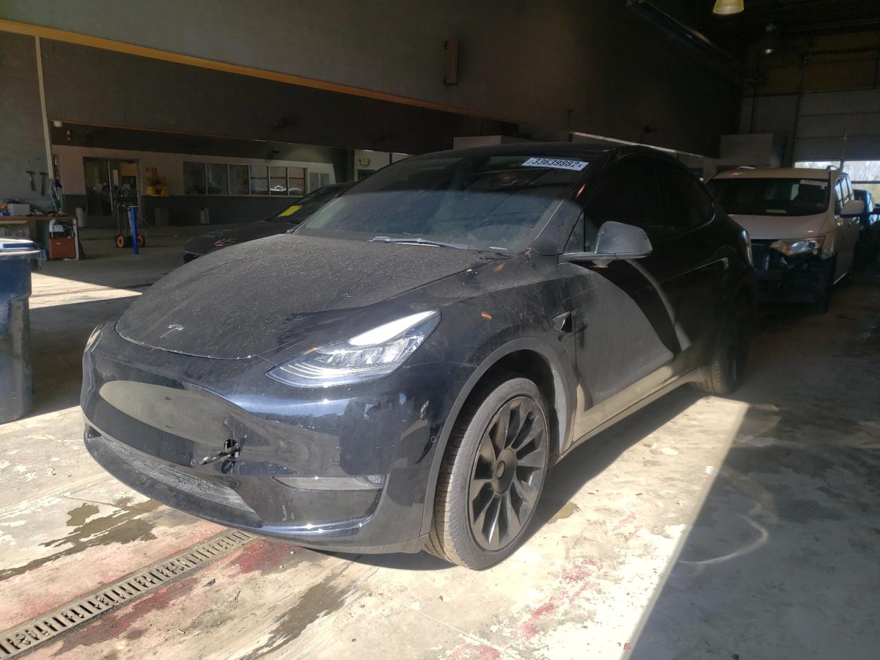 Photo 2 from auction – 2021 TESLA MODEL Y with VIN 5YJYGDEEXMF175230
