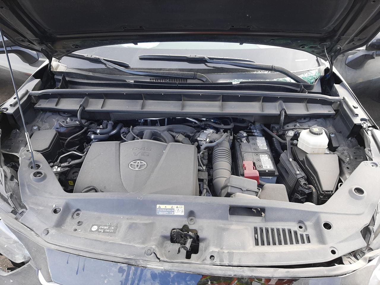 Photo 7 from auction – 2021 TOYOTA HIGHLANDER with VIN 5TDZZRAH0MS061342
