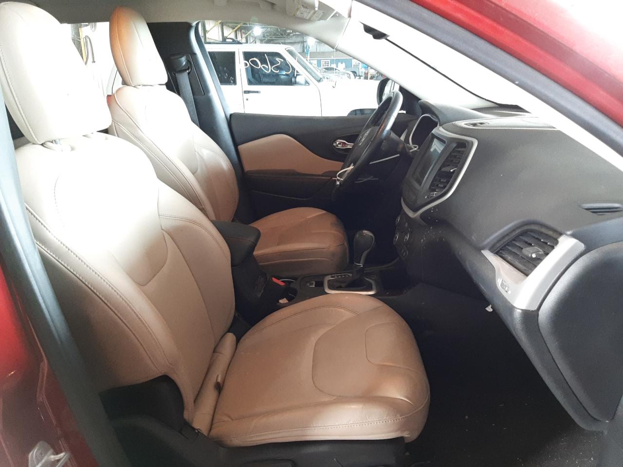 Photo 5 from auction – 2015 JEEP CHEROKEE L with VIN 1C4PJLDS9FW732951