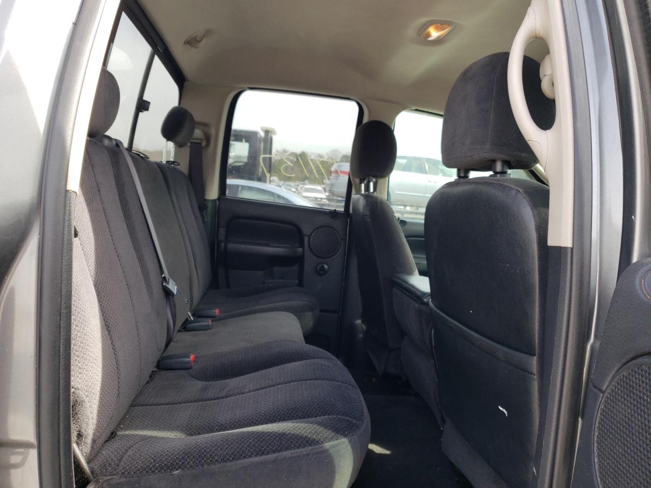 Photo 6 from auction – 2005 DODGE RAM 1500 S with VIN 1D7HA18D55S162303