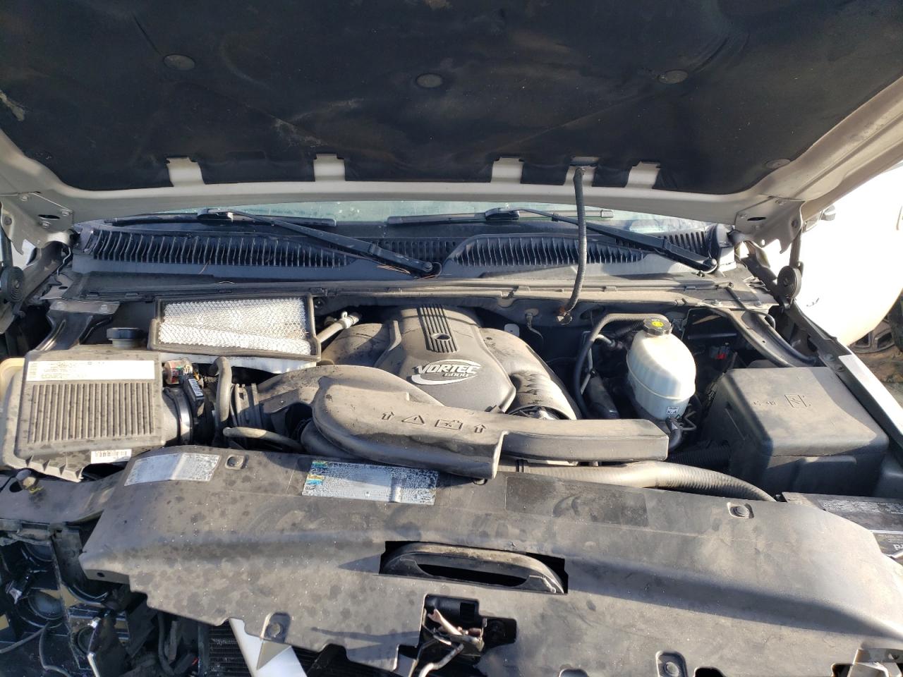 Photo 7 from auction – 2004 CADILLAC ESCALADE E with VIN 3GYFK66NX4G132544