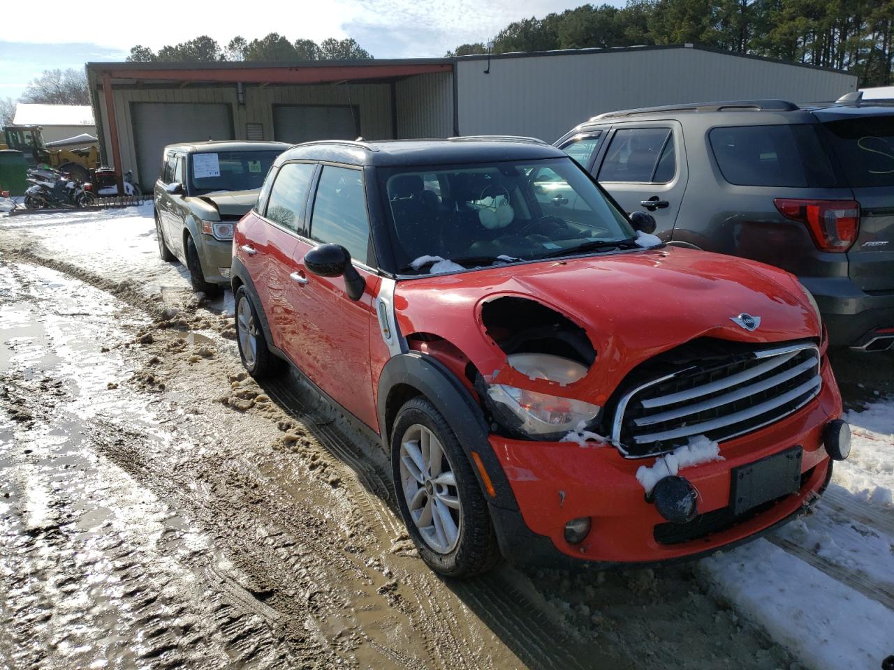 MINI COOPER COU 2011 مع رقم تعريف المركبة WMWZB3C5XBWH94953 - صورة من المزاد