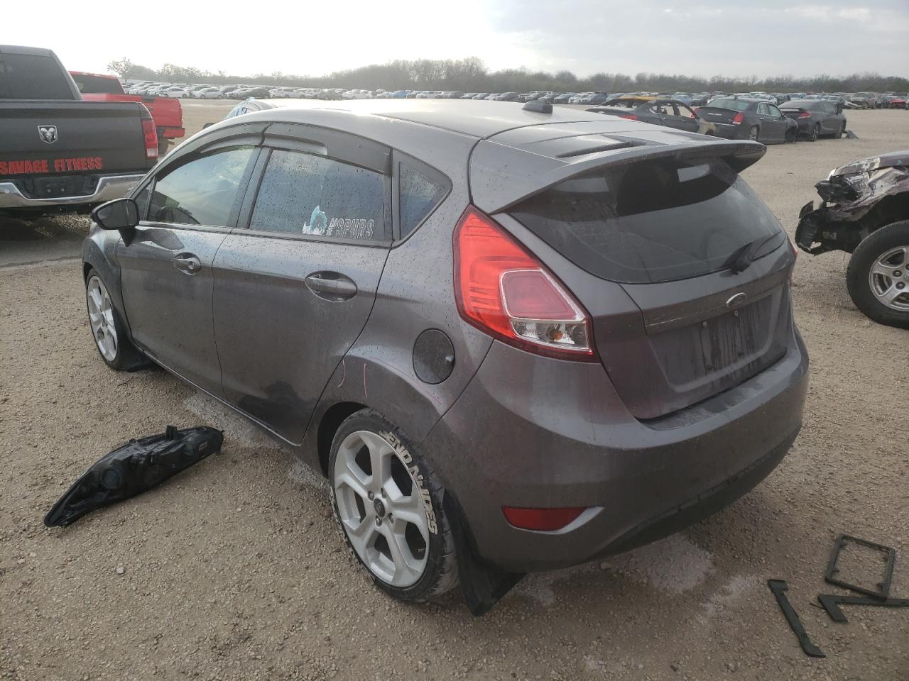 Photo 3 from auction – 2014 FORD FIESTA SE with VIN 3FADP4EJ3EM136445