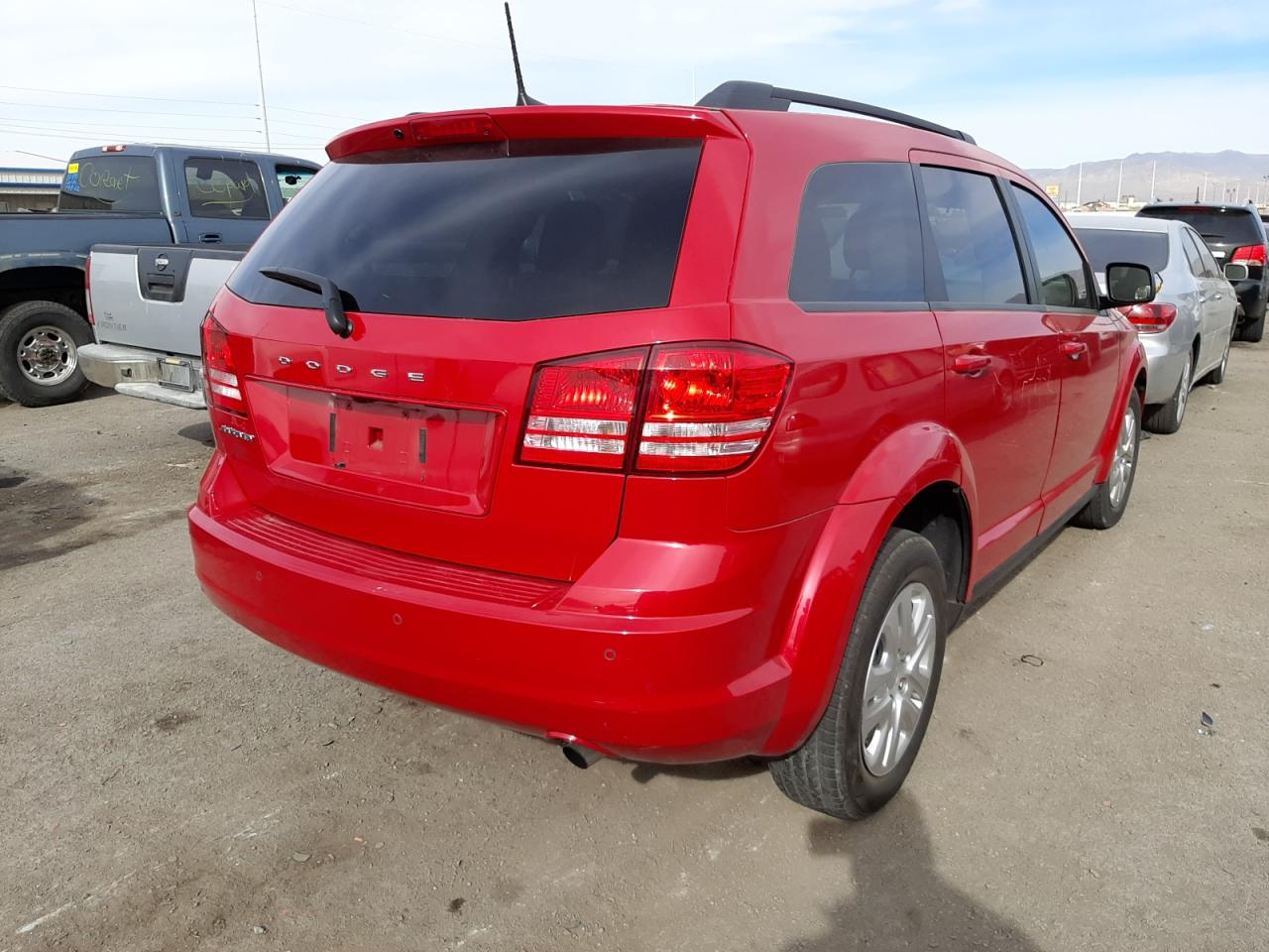 Photo 4 from auction – 2020 DODGE JOURNEY SE with VIN 3C4PDCAB2LT237195