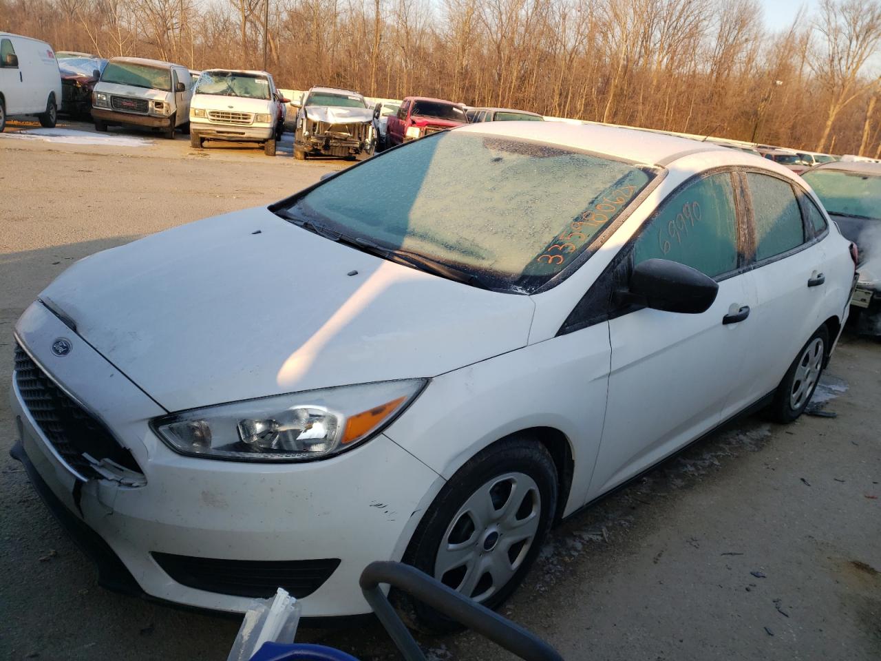 Photo 2 from auction – 2016 FORD FOCUS S with VIN 1FADP3E26GL336260