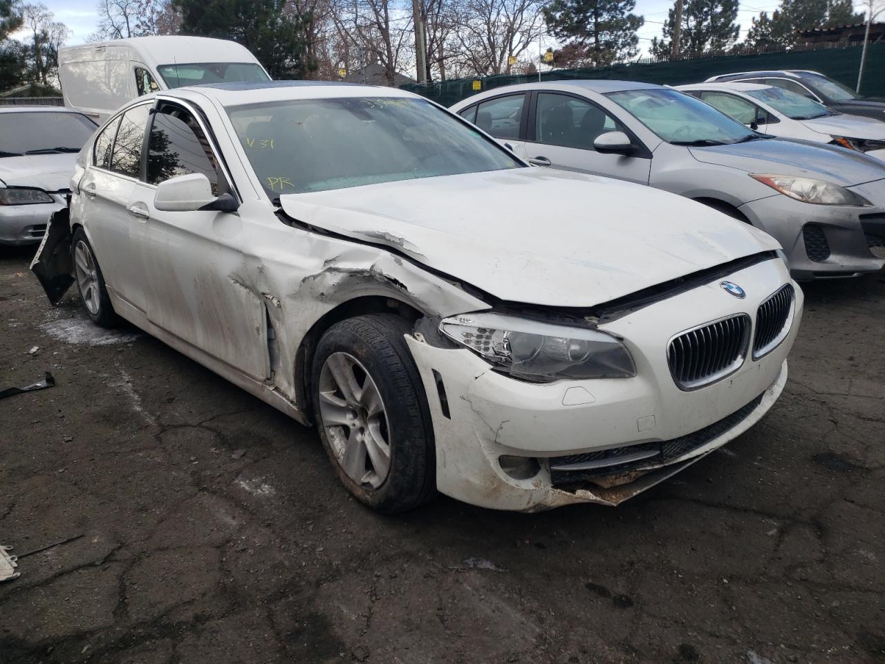 BMW 528 XI 2013 with VIN WBAXH5C53DDW16914 - Photo from auction