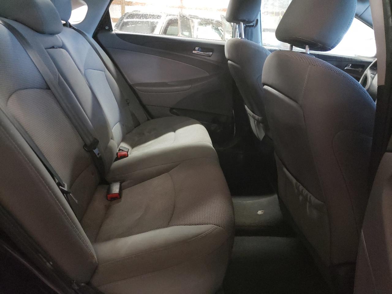 Photo 6 from auction – 2013 HYUNDAI SONATA GLS with VIN 5NPEB4AC2DH775912
