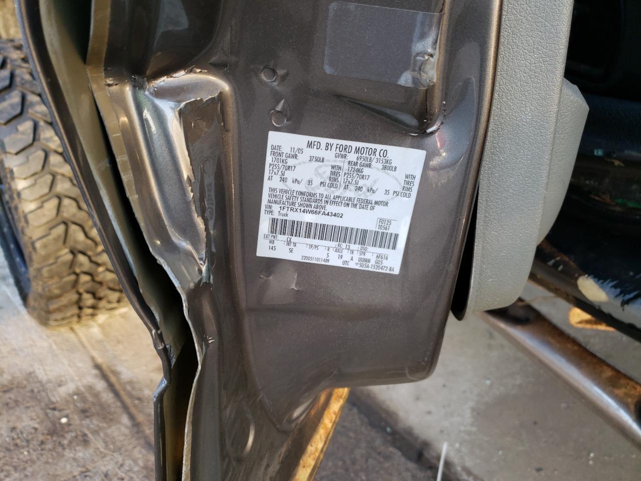 Photo 10 from auction – 2006 FORD F150 with VIN 1FTRX14W66FA43402