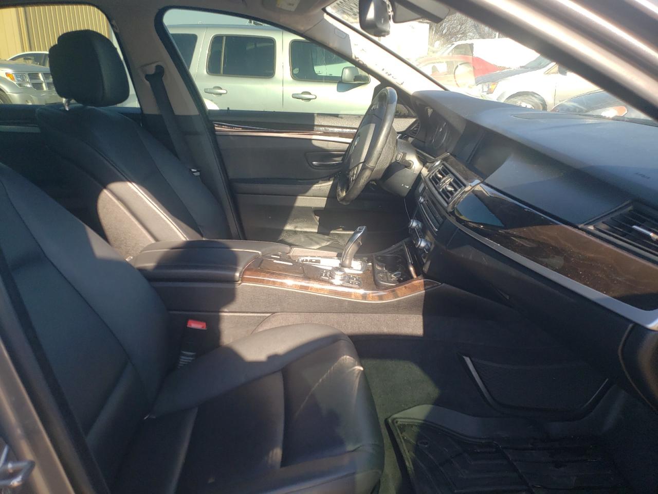 Photo 5 from auction – 2012 BMW 528 XI with VIN WBAXH5C57CDW08149