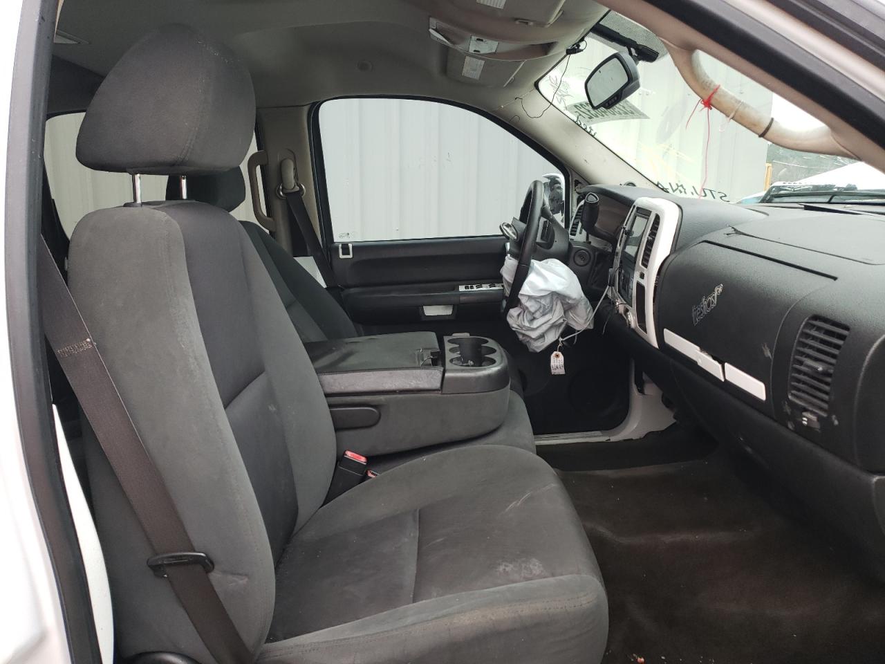 Photo 5 from auction – 2009 CHEVROLET SILVERADO with VIN 3GCEK23M79G181388
