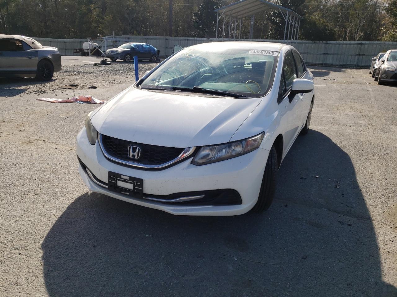 Photo 2 from auction – 2015 HONDA CIVIC LX with VIN 19XFB2F50FE061433