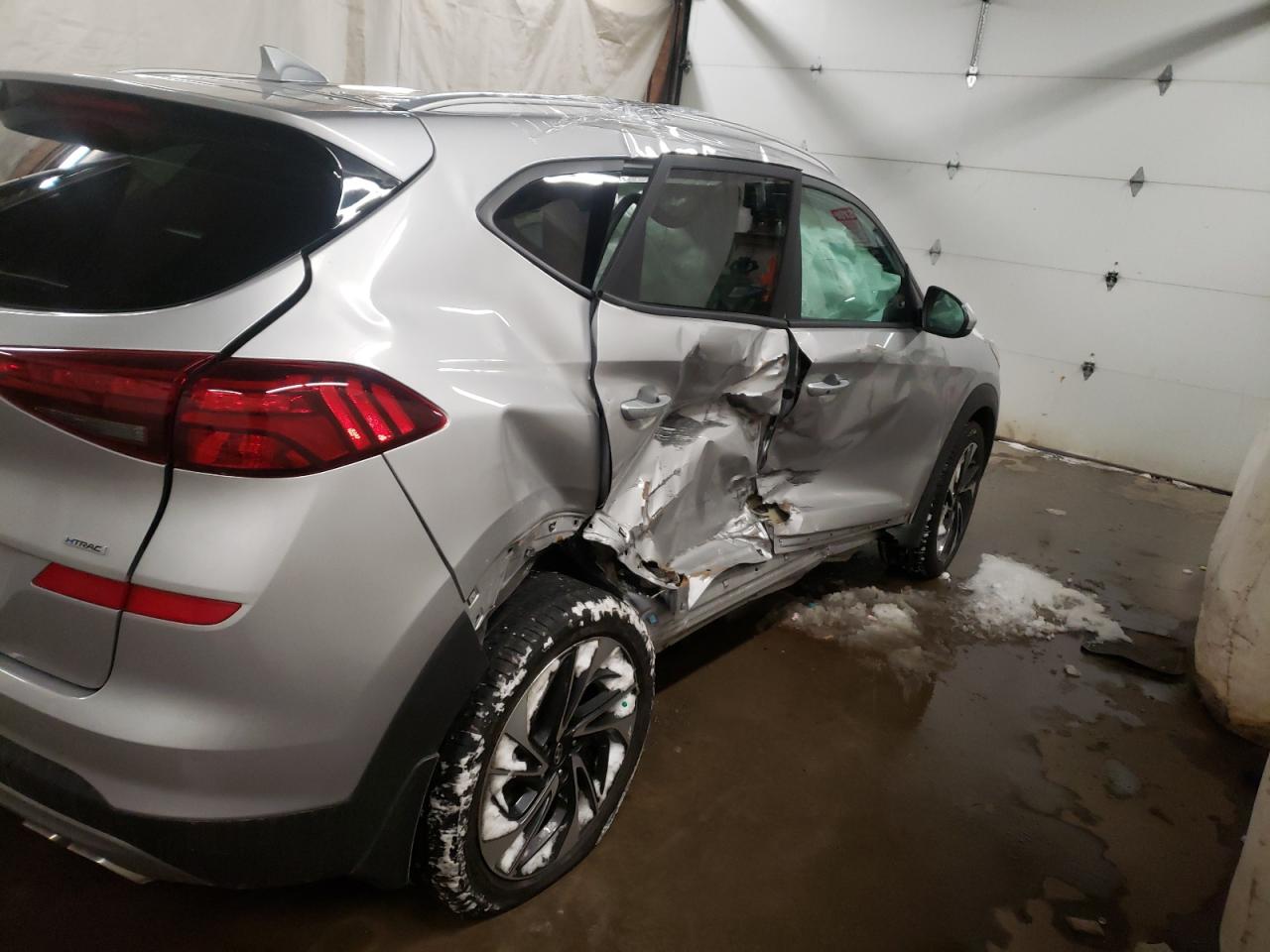 Photo 9 from auction – 2020 HYUNDAI TUCSON LIM with VIN KM8J3CAL7LU102426