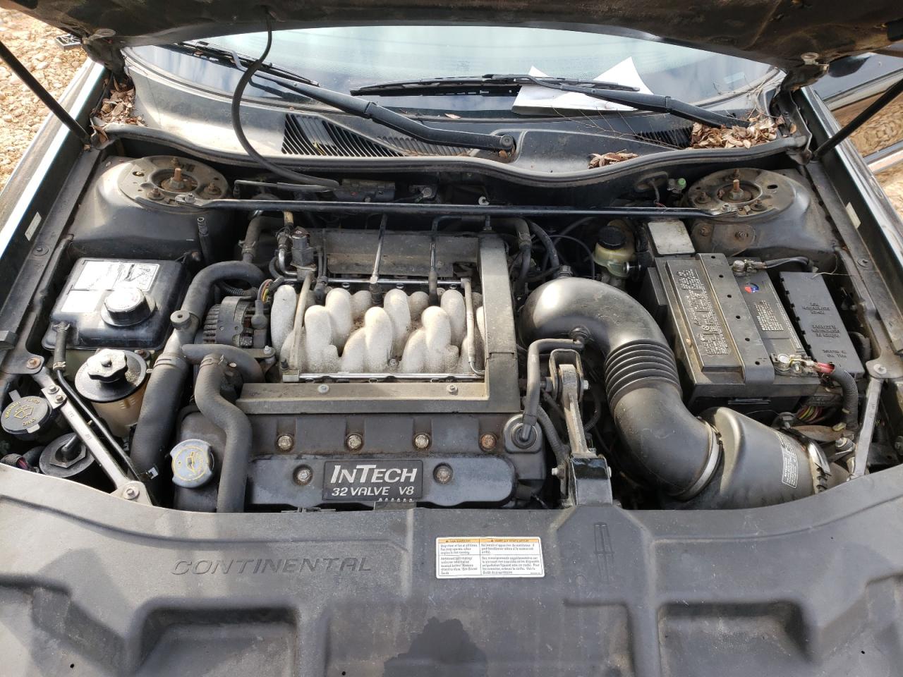 Photo 7 from auction – 1998 LINCOLN CONTINENTA with VIN 1LNFM97V0WY739329