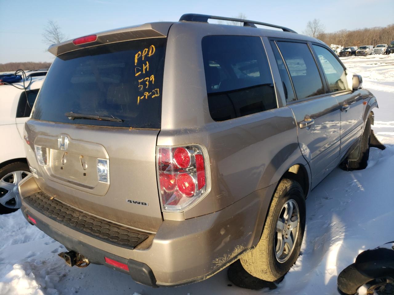 Photo 4 from auction – 2007 HONDA PILOT EXL with VIN 5FNYF18527B013044